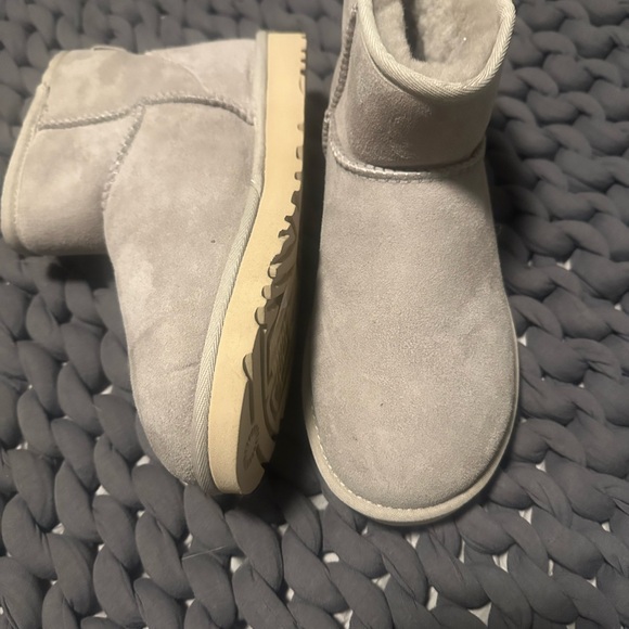 Brand new. Uggs - Picture 3 of 3